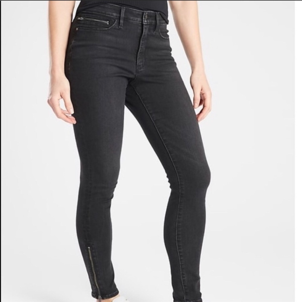 Athleta Sculptek Ultra Skinny Side Zip Legging